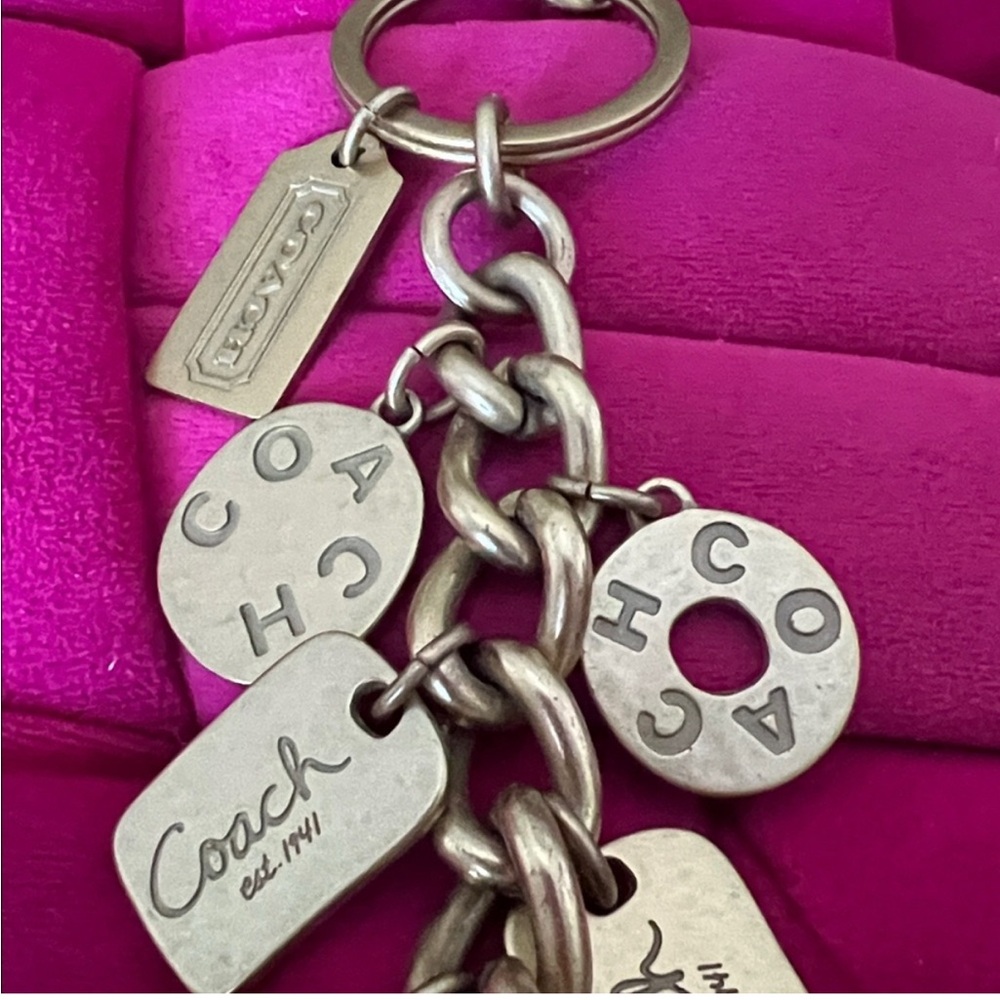 Coach vintage model #92124, featuring multiple hammered coin charms RARE! - Picture 6 of 9